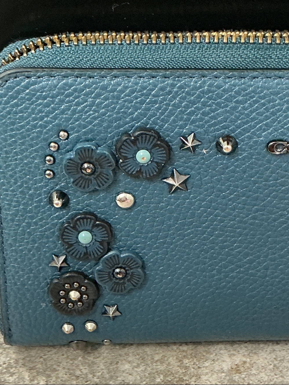 Coach Floral Willow Applique Zip-Around Wallet - Picture 3 of 9